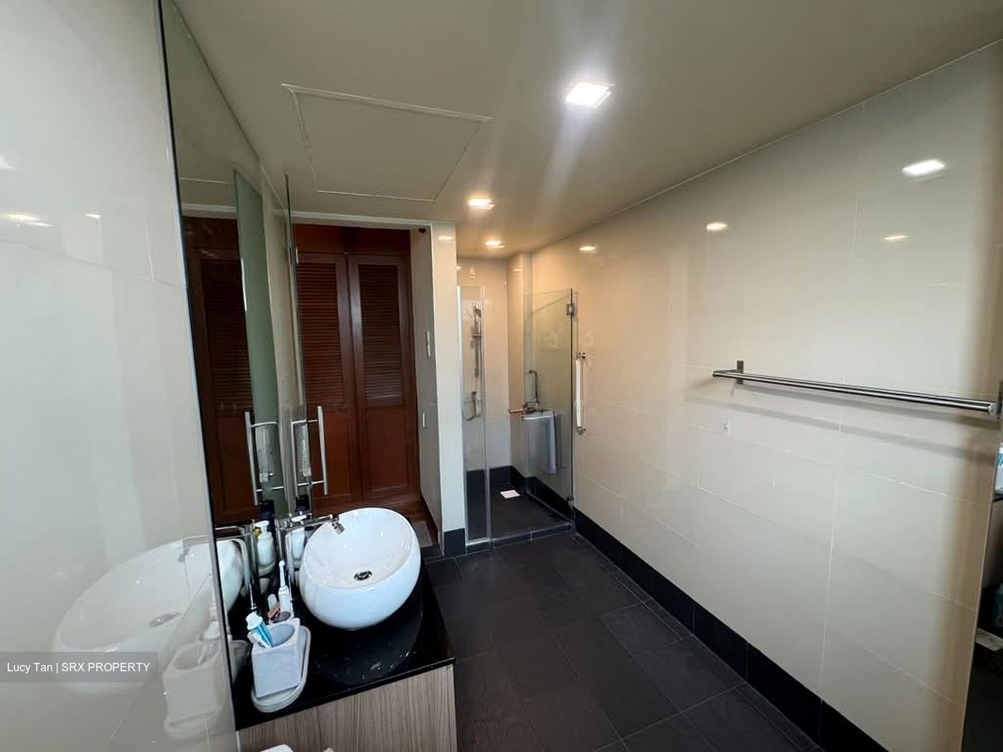 Simei Green Condominium (D18), Condominium #578580251